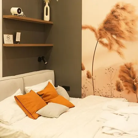 Skyspa - з джакузі на терасі з видом на печерськ *
