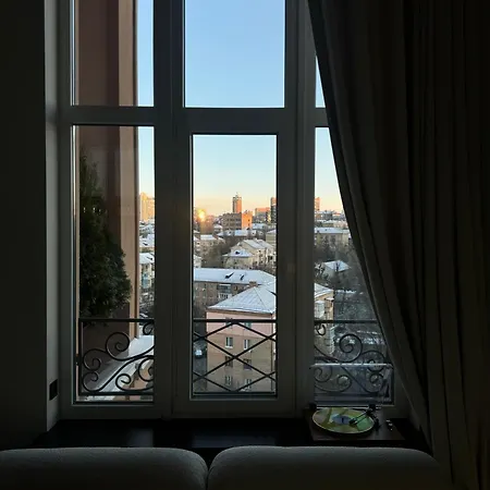 Skyspa - з джакузі на терасі з видом на печерськ Киев